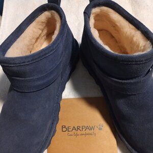 *BRAND-NEW/NEVER WORN* BEAR PAW Petite Micro Boot